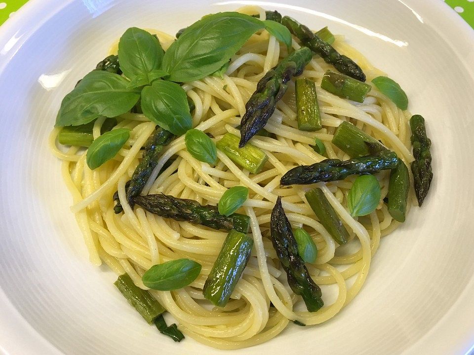 Grüner Spargel mit Spaghetti von FrlM | Chefkoch