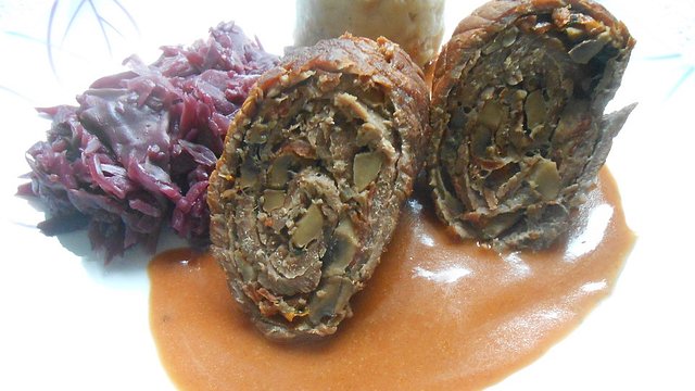 Rinderrouladen mit Pilzfüllung von impala Rinderrouladen mit Pilzfüllung von impala