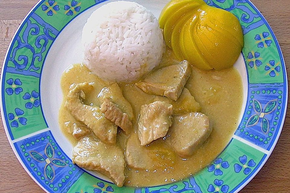 Putencurry in Sherry - Mango - Orangen - Pfirsich - Soße