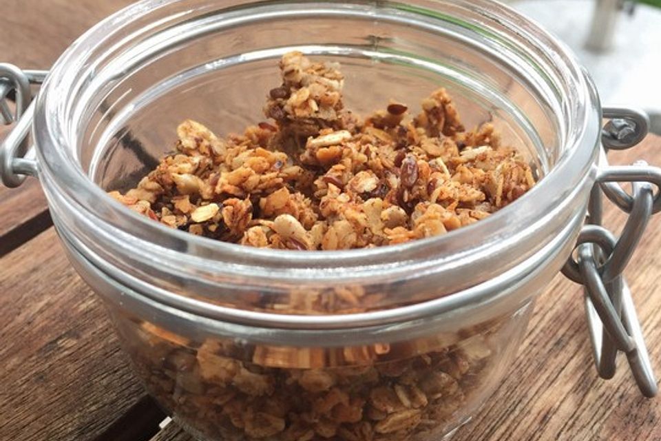 Granola Müsli selbstgebacken