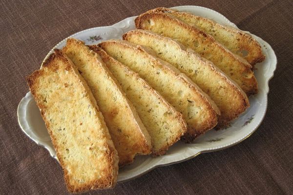 Zwieback, Aniszwieback, Zimtzwieback