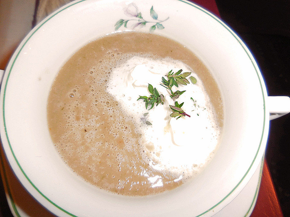 Kastanien - Zwiebel - Suppe mit Rotwein von swizzi| Chefkoch