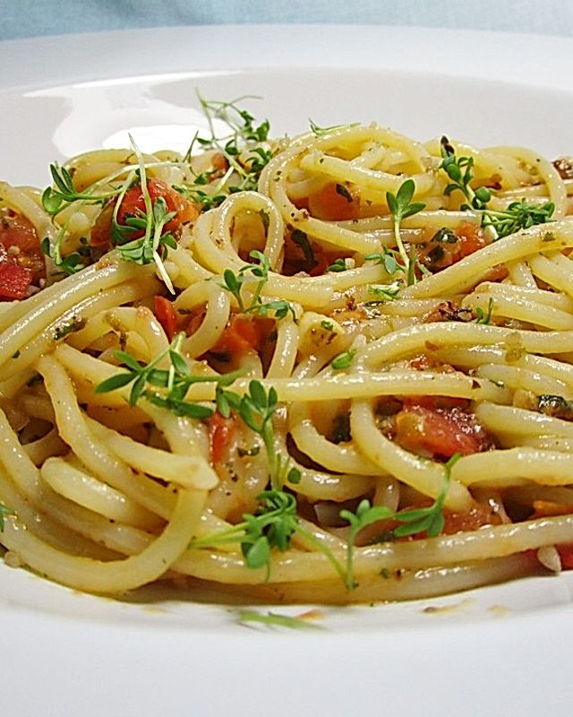 Spaghetti mit Sardellenbutter