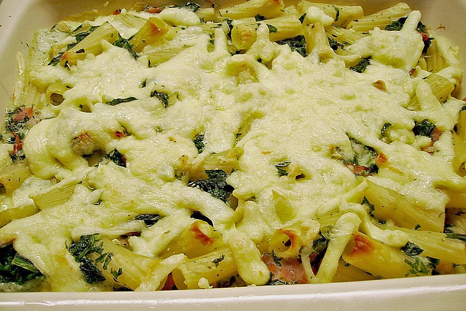 Tortiglioni Prosciutto e Spinaci al forno