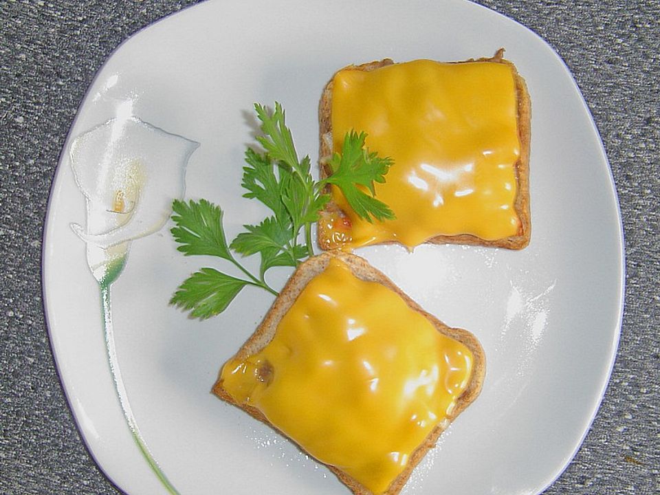Überbackener Toast mit Mett von MilaBaby| Chefkoch