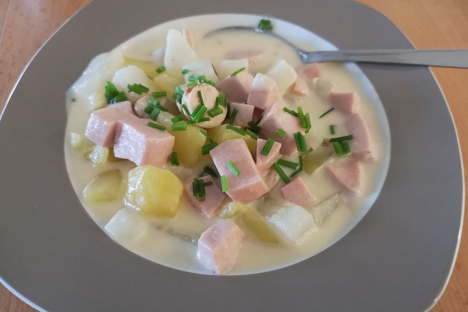 Fleischwurst-Kohlrabi-Eintopf