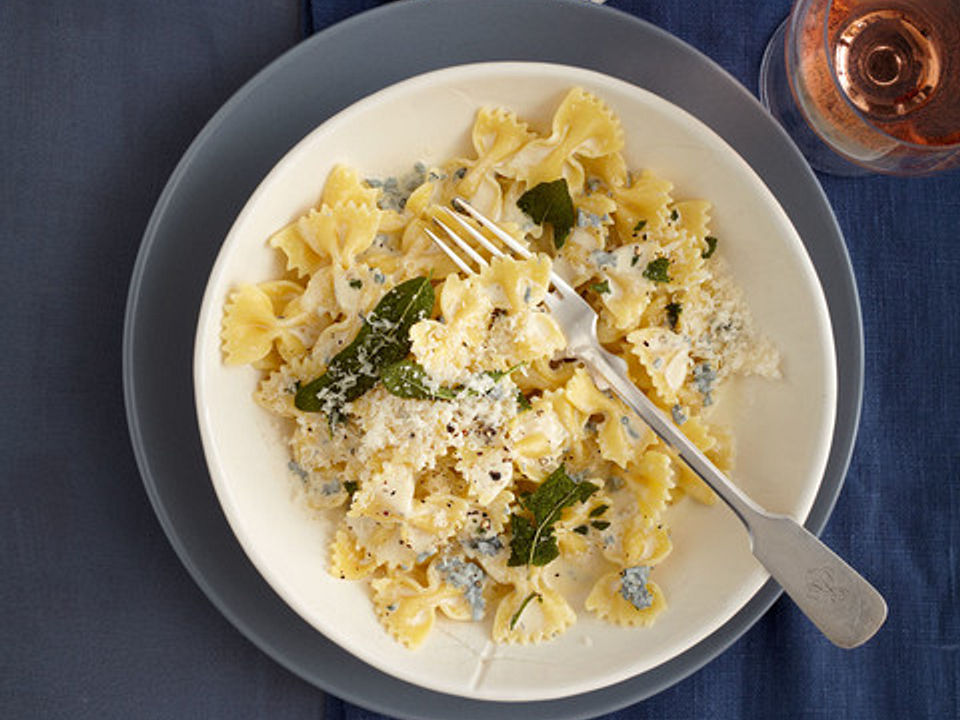 Farfalle-mit-Gorgonzolasauce