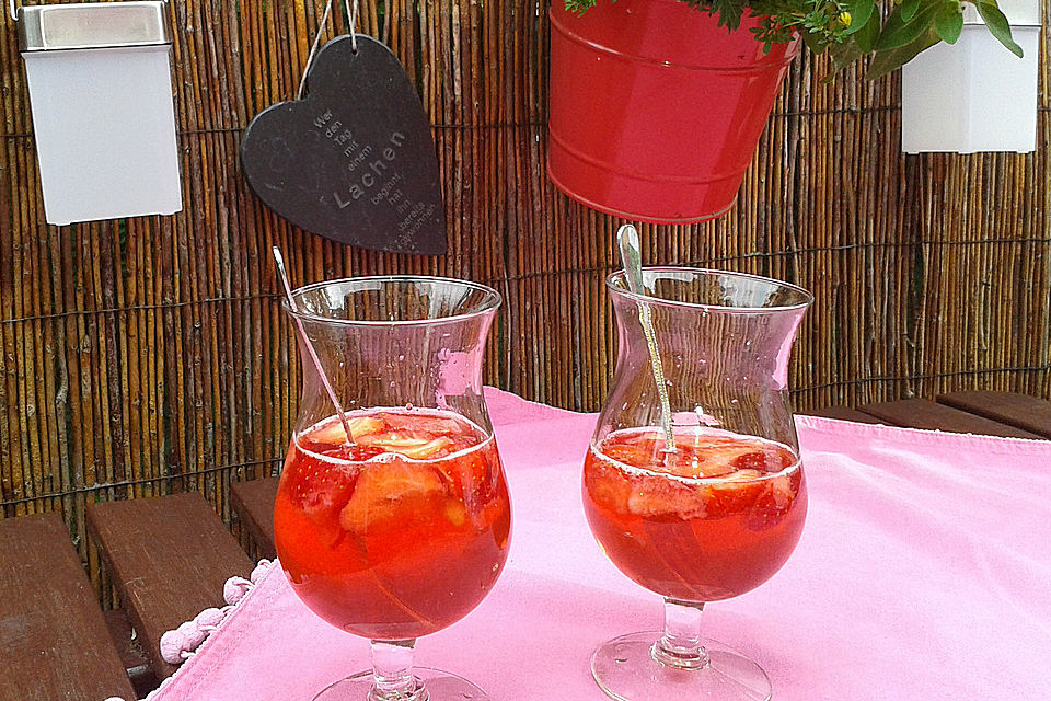 Erdbeer Campari Bowle