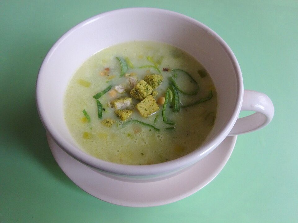 Lauchsuppe mit Goldwürfeln von heike770| Chefkoch