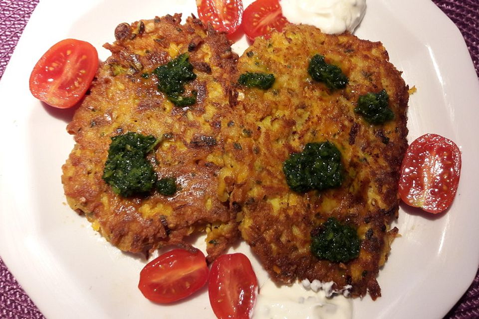 Süßkartoffel-Rösti mit Haselnüssen