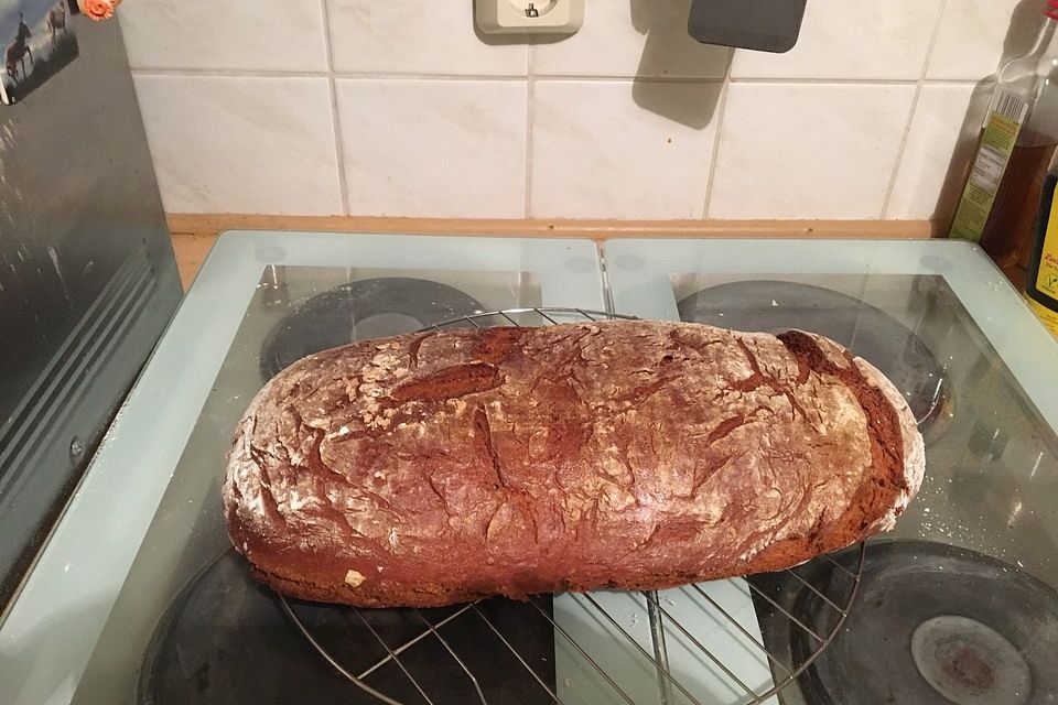 Roggenmischbrot aus Sauerteig