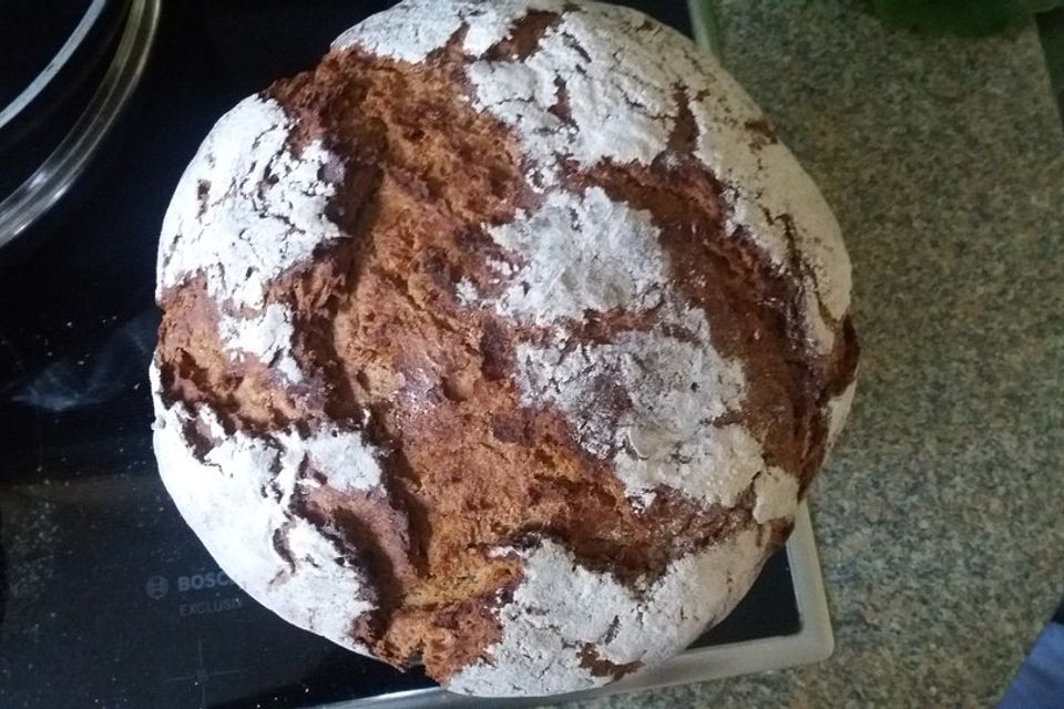 Roggenmischbrot aus Sauerteig