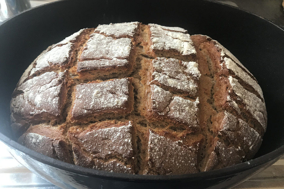 Roggenmischbrot aus Sauerteig