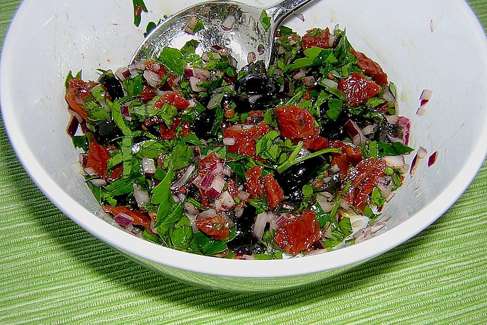 Salat mit gebratenen Kartoffeln