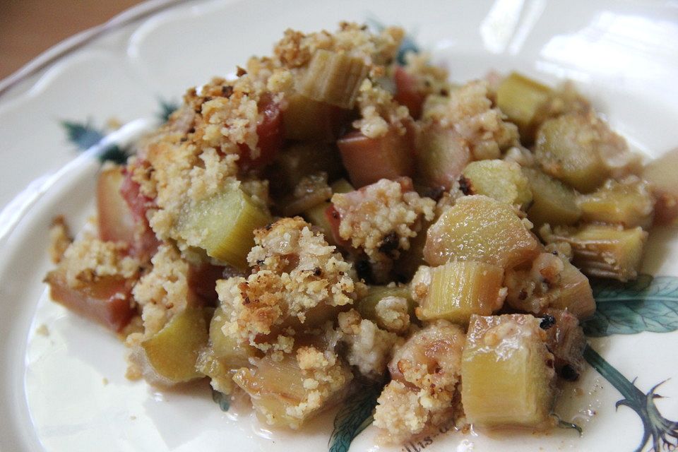 Rhubarb Crumble Rhubarb Crumble