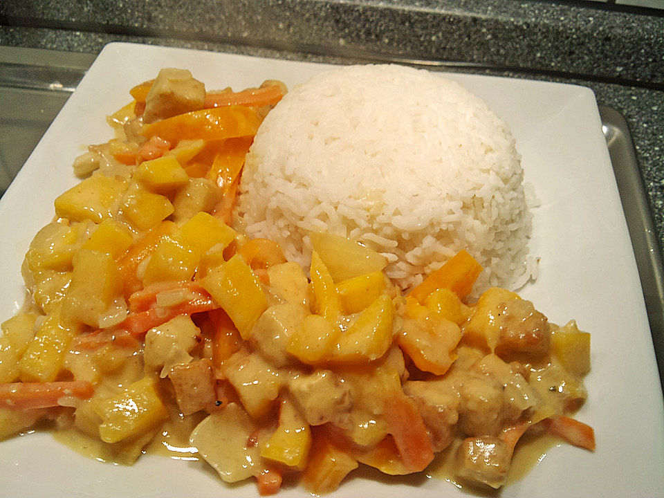 Tofu-Mango-Curry mit Erdnuss-Sauce von Bovi| Chefkoch