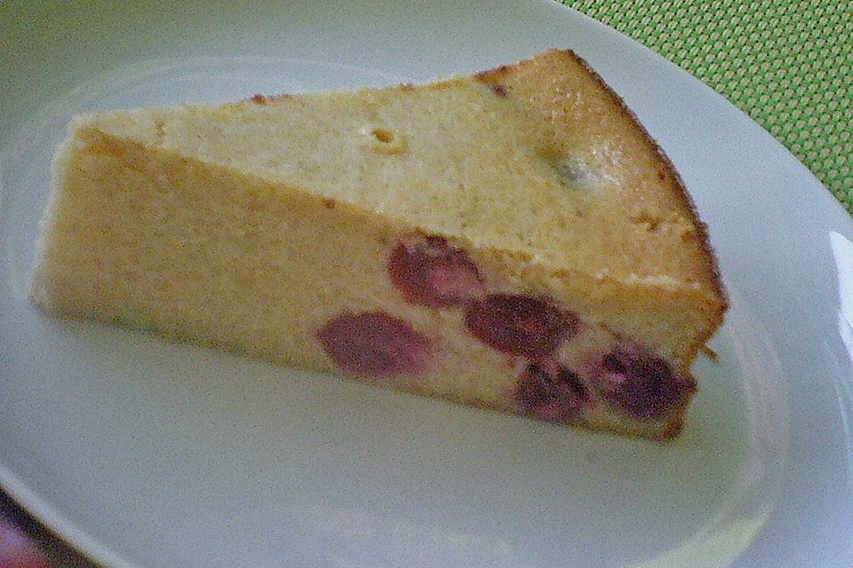 Käsekuchen mit Kirschen