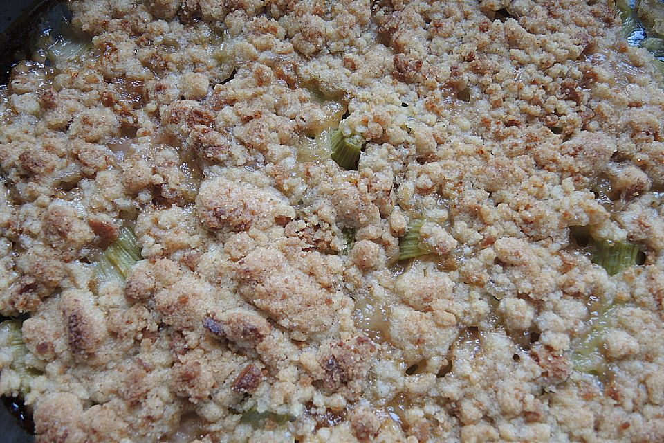 Italienischer Rhabarber - Crumble