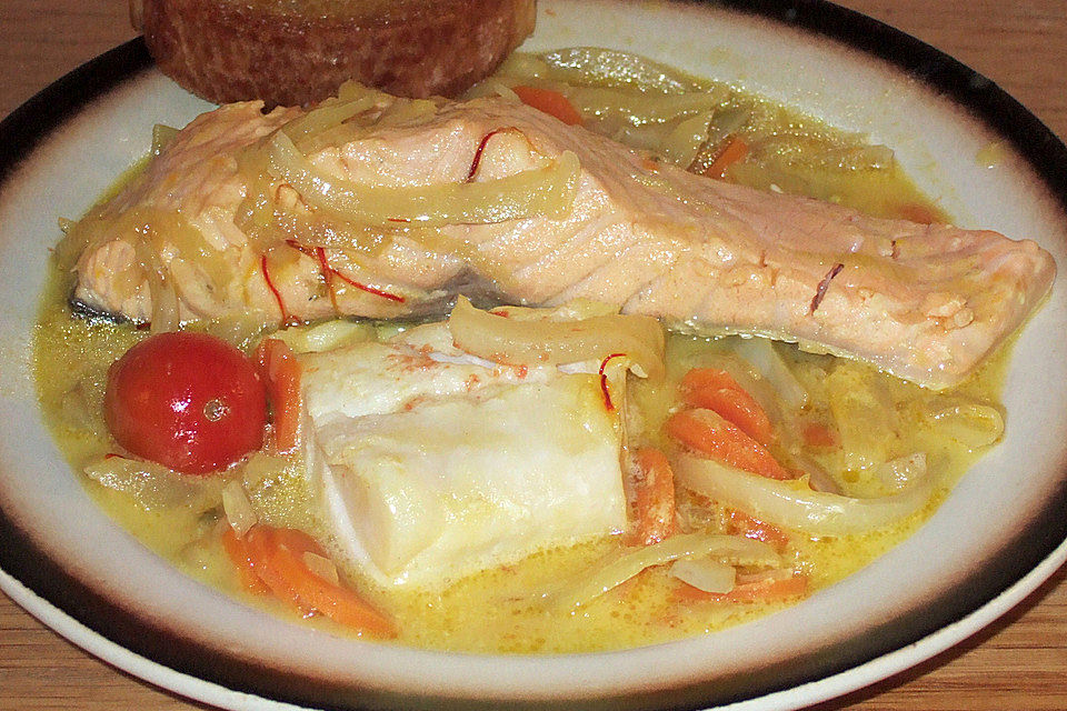 Fischfilets auf Fenchelgemüse à la Bouillabaisse