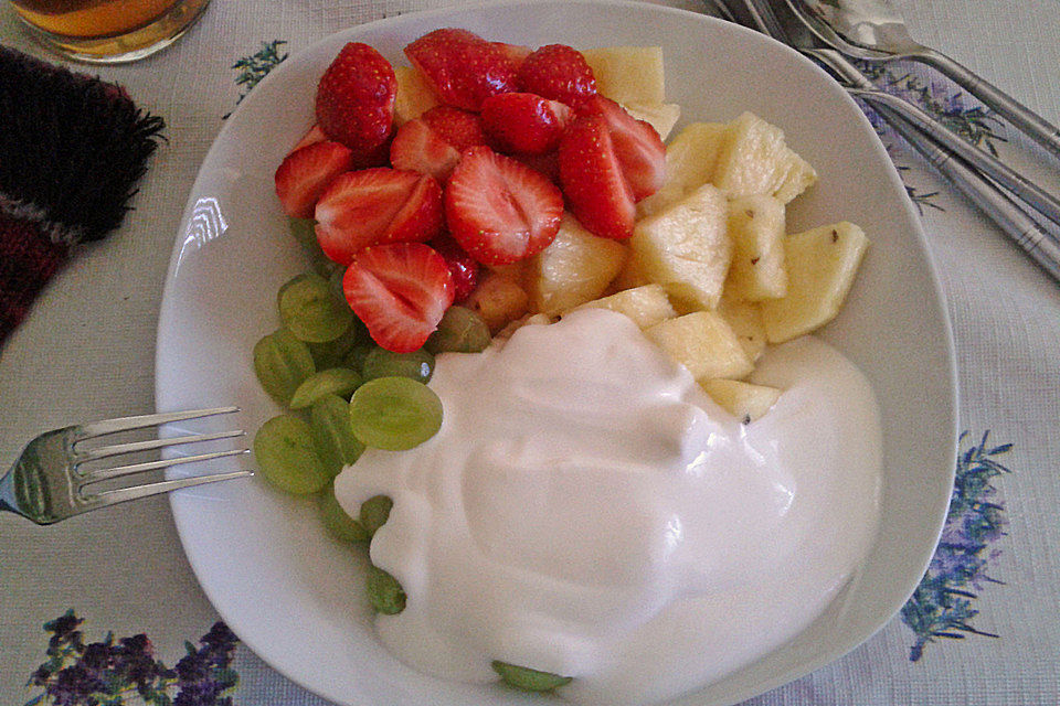 Obst - Sahne - Joghurt