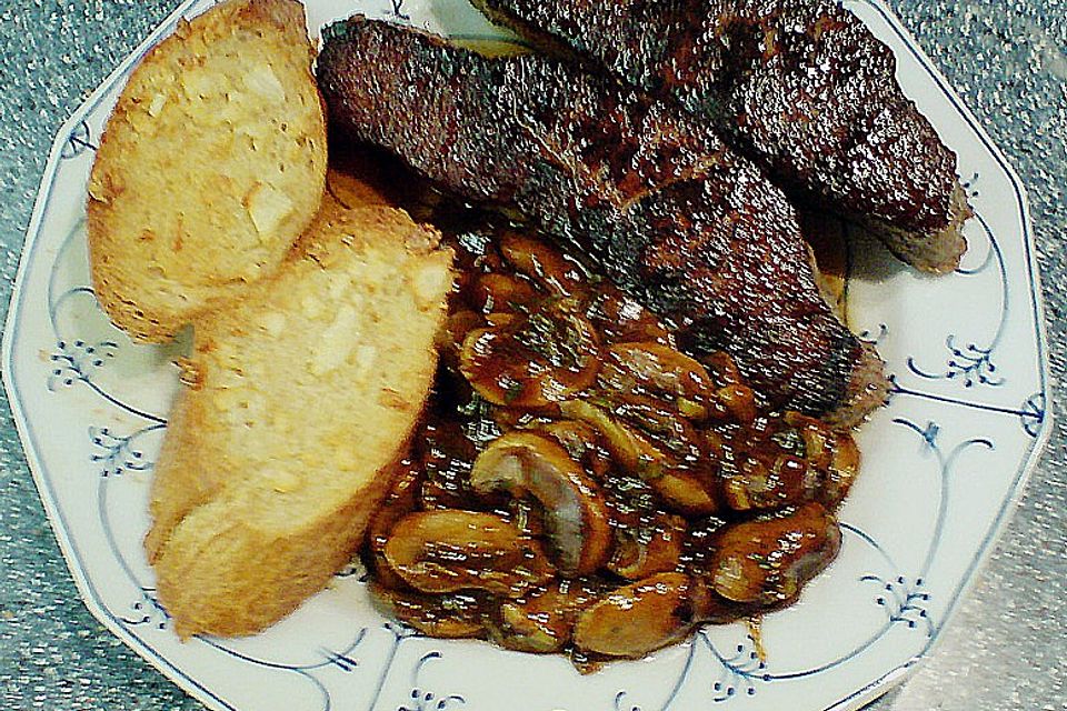 Tournedos in Madeira - Champignon - Sauce