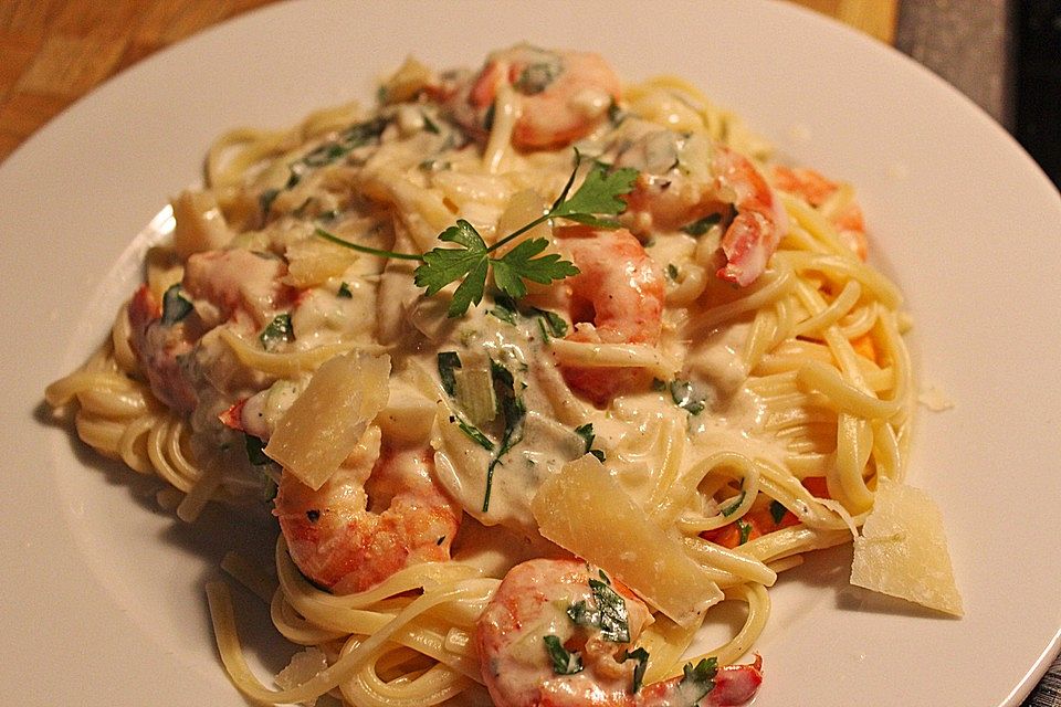 Pasta mit Zitronen - Scampi - Soße