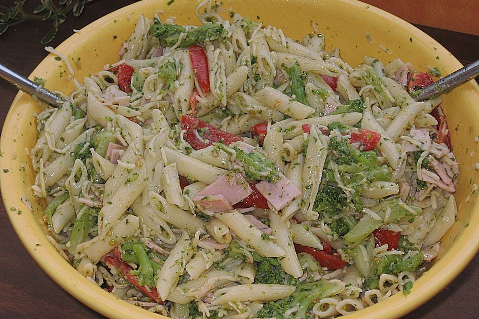 Penne – Brokkoli Salat