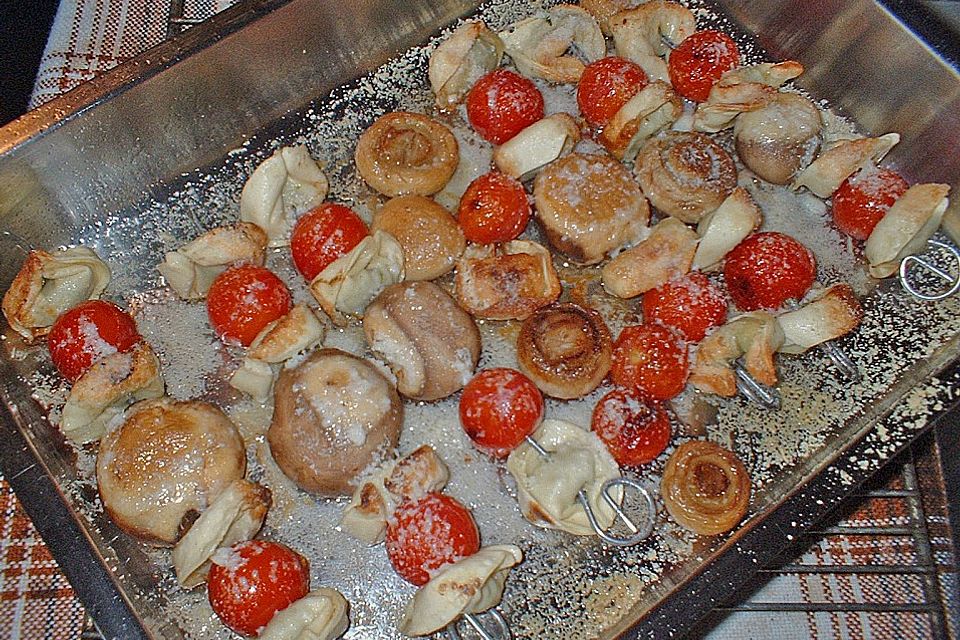 Tortellinispieße überbacken Tortellinispieße überbacken
