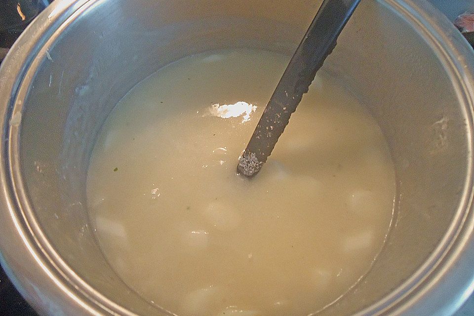 Spargelcremesuppe