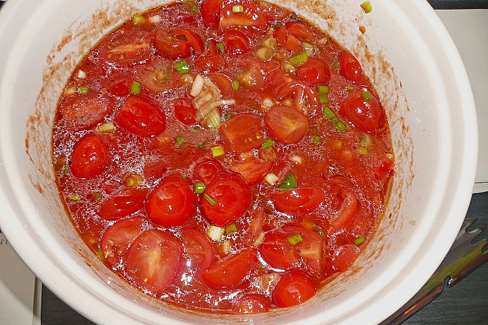 Spanischer Tomatensalat