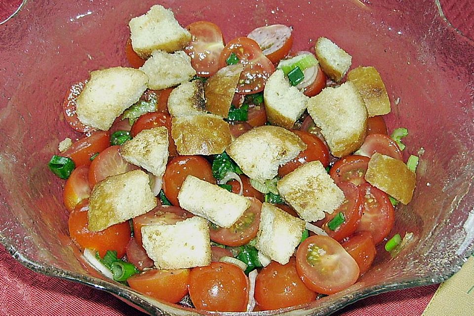 Spanischer Tomatensalat