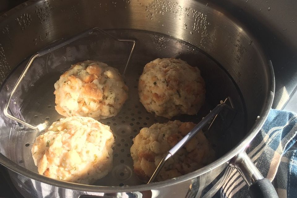 Semmelknödel