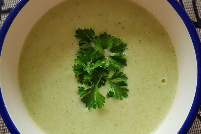 Brokkoli - Frischkäse - Suppe von feuermohn| Chefkoch