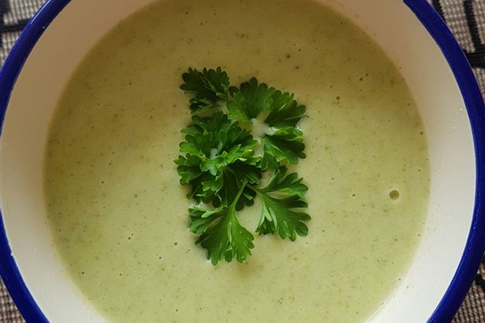 Brokkoli - Frischkäse - Suppe