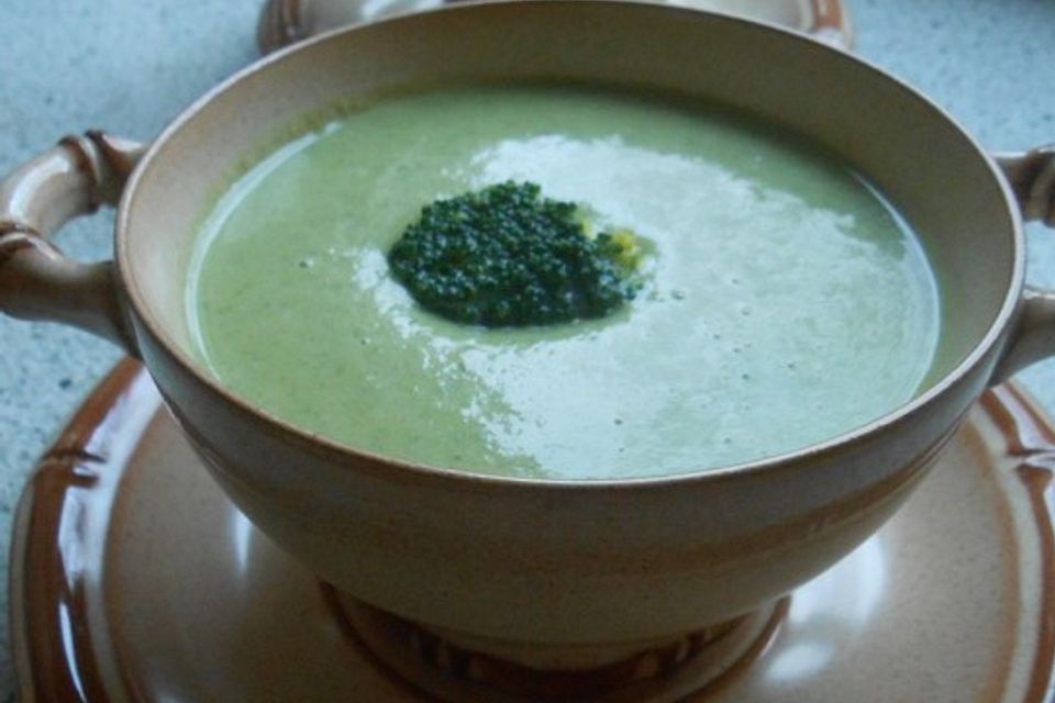 Brokkoli - Frischkäse - Suppe