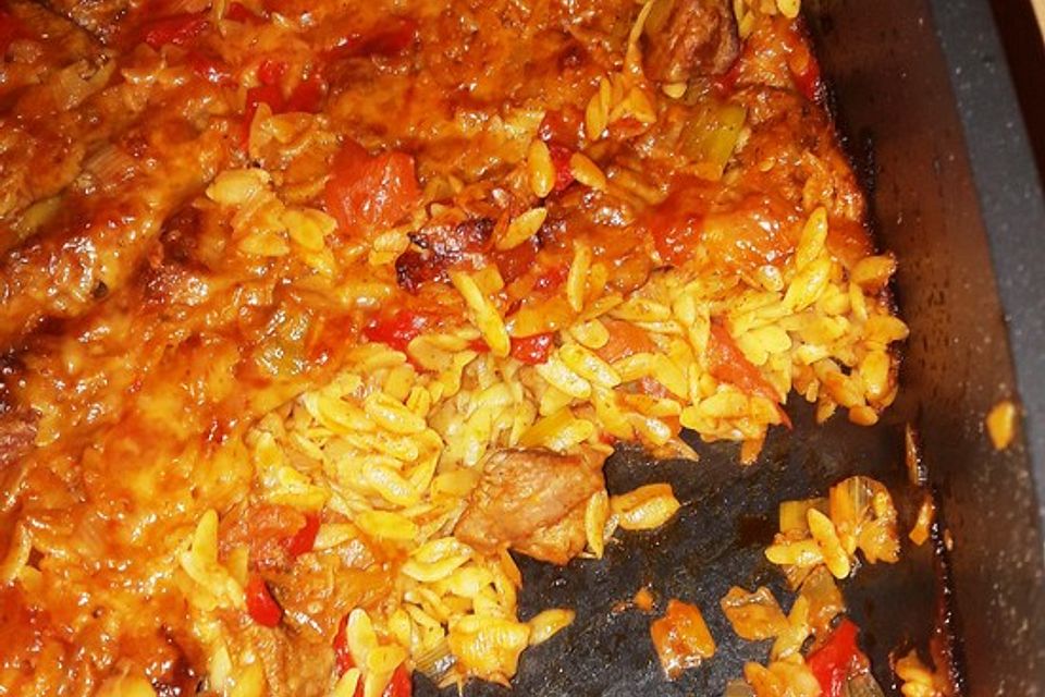 Kalbfleisch mit Nudeln aus dem Ofen Kalbfleisch mit Nudeln aus dem Ofen