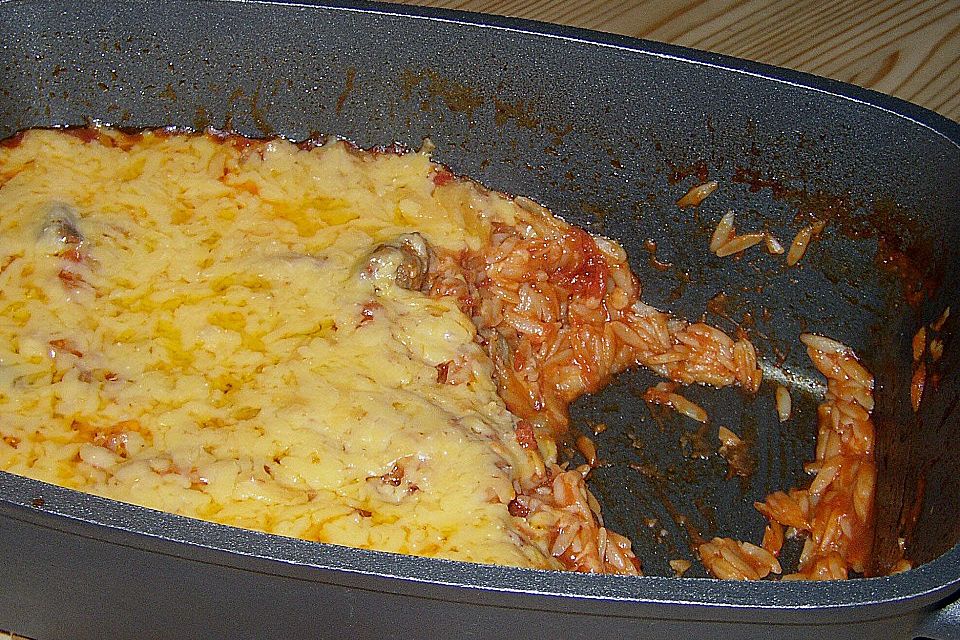 Kalbfleisch mit Nudeln aus dem Ofen Kalbfleisch mit Nudeln aus dem Ofen
