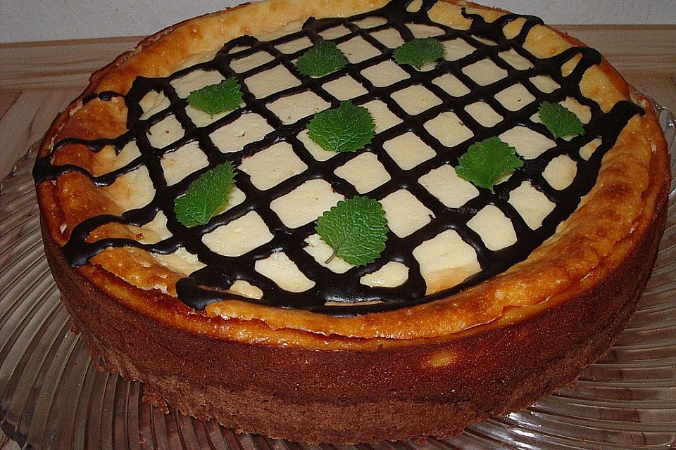 Käsetorte gebacken