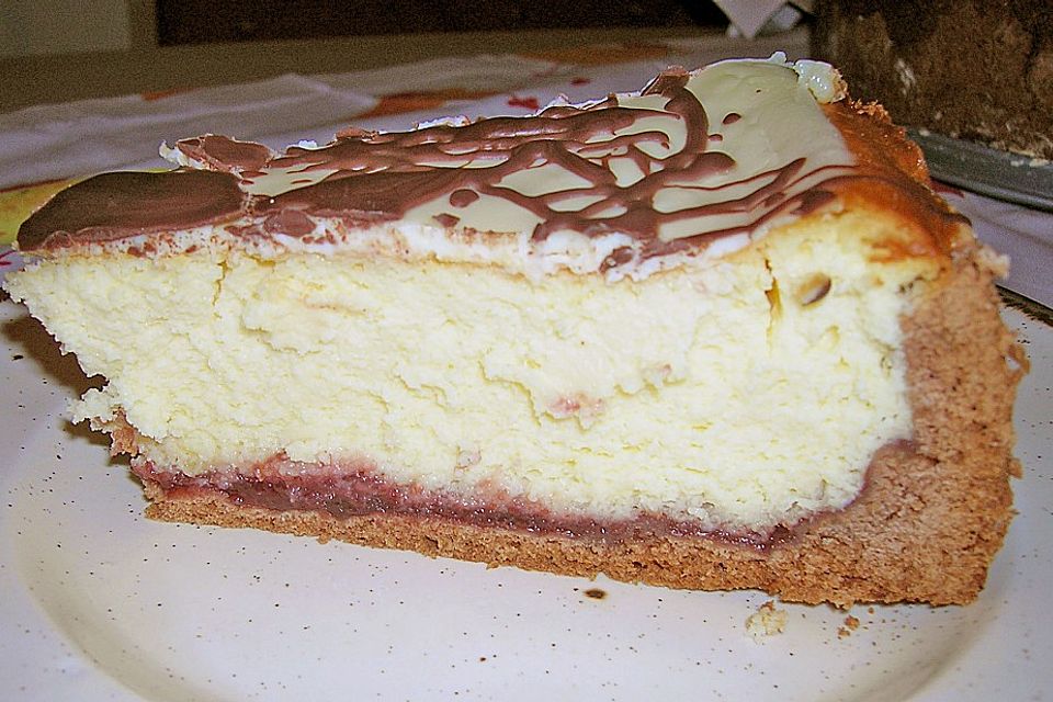 Käsetorte gebacken