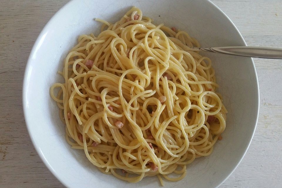 Spaghetti Carbonara, mal ohne Sahne