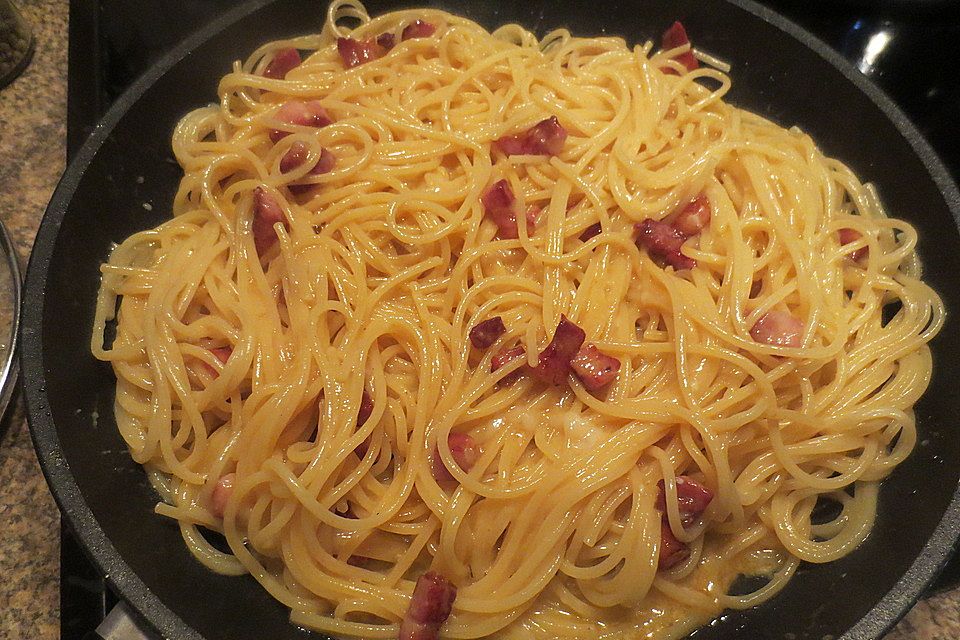 Spaghetti Carbonara, mal ohne Sahne