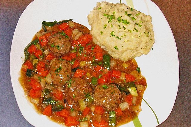 Mettklößchen in Biersauce von Fleco| Chefkoch