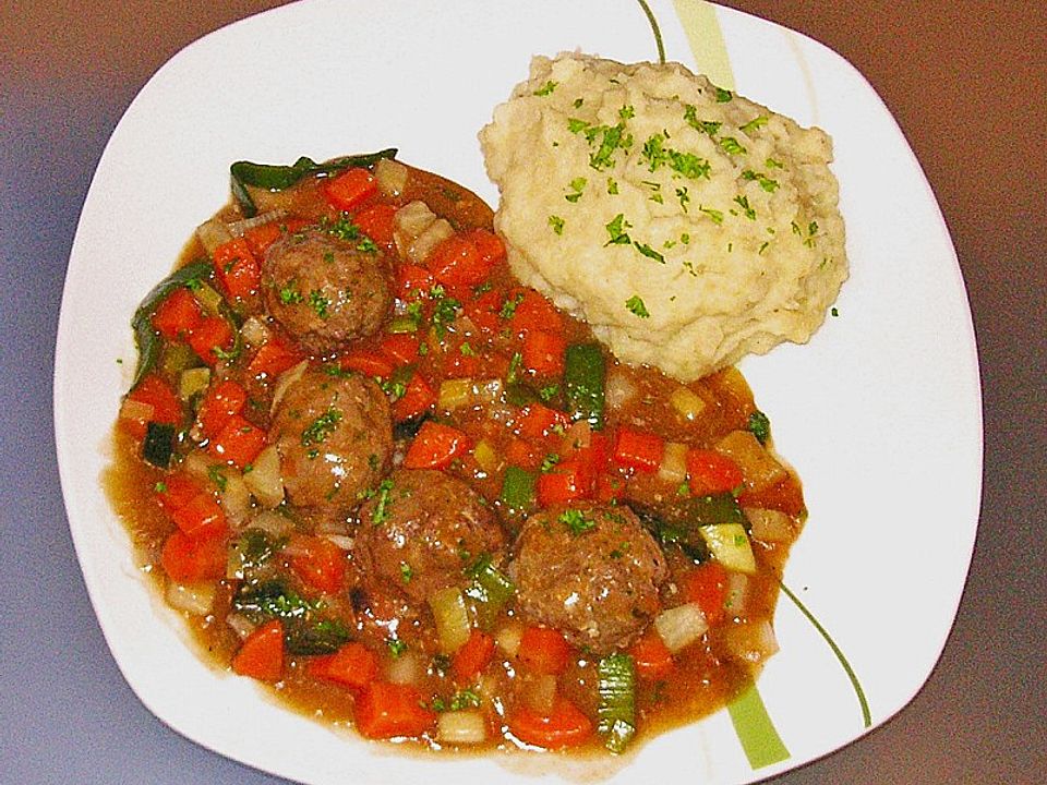 Mettklößchen in Biersauce von Fleco| Chefkoch