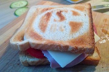Gefüllter Sandwich - Wecken