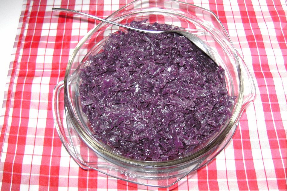 Rotkohl nach Hausfrauenart