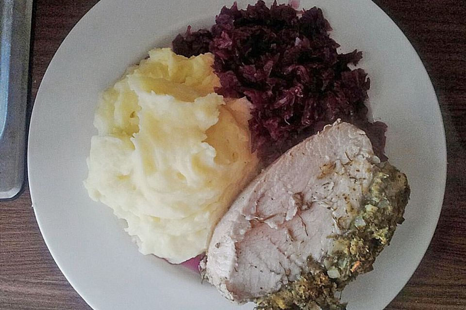 Schweinerückenbraten mit Kräutersenfkruste