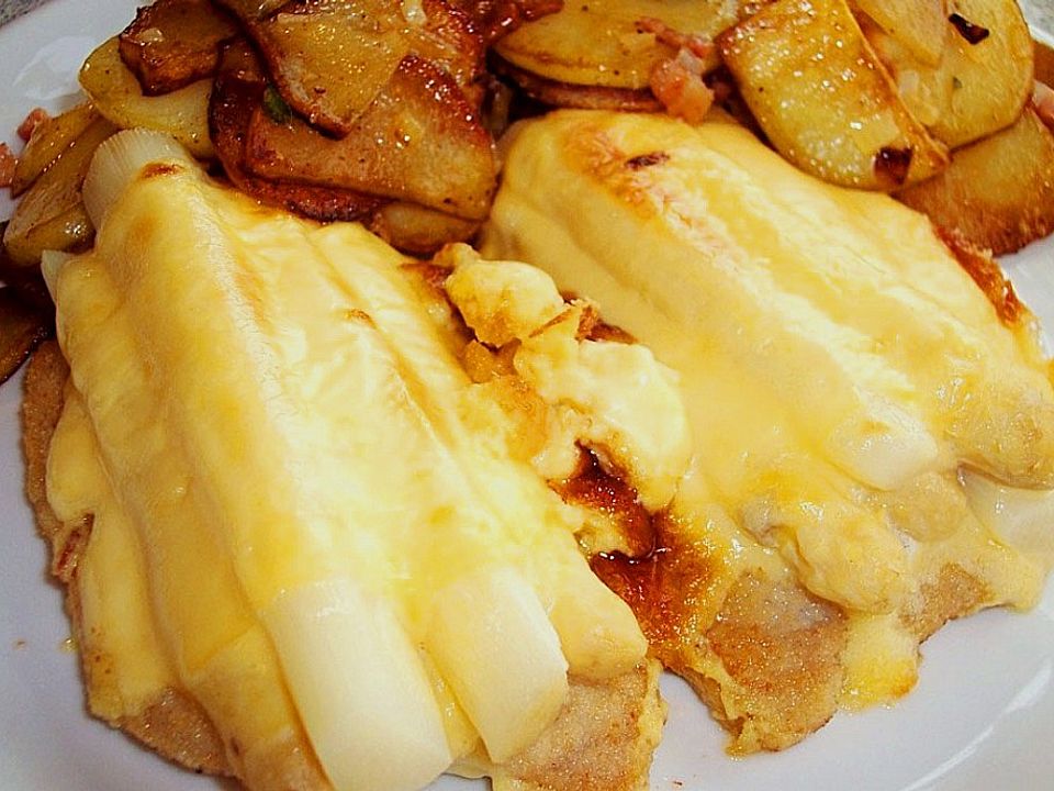 Schnitzel mit Spargel und Käse überbacken von Schnuti73| Chefkoch