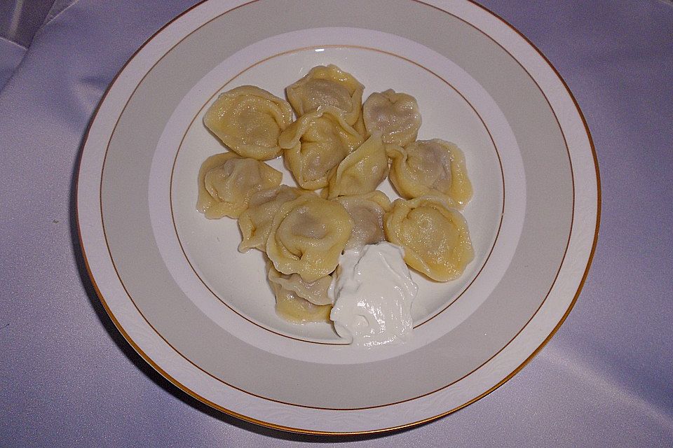 Sibirische Pelmeni