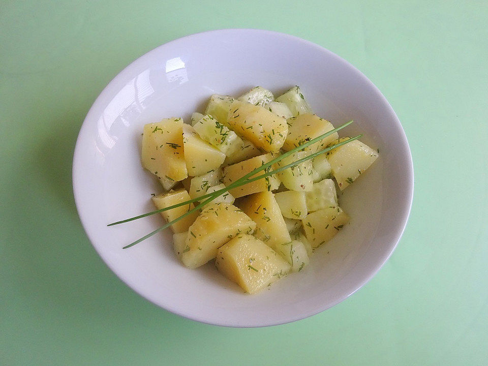 Kartoffel - Gurken - Salat mit Dill von Biene-und-Olli| Chefkoch