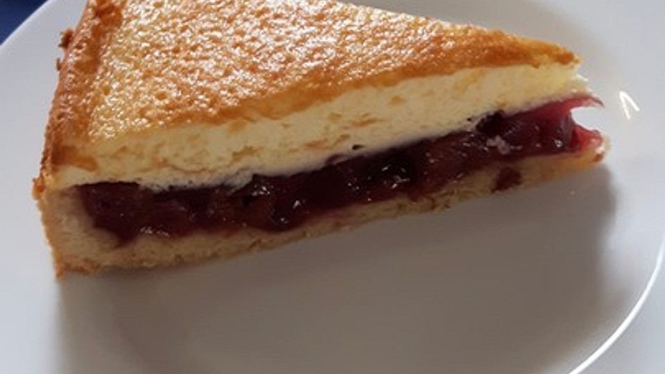 Hildes Kirschkuchen mit Rahmguss von Eisibär
